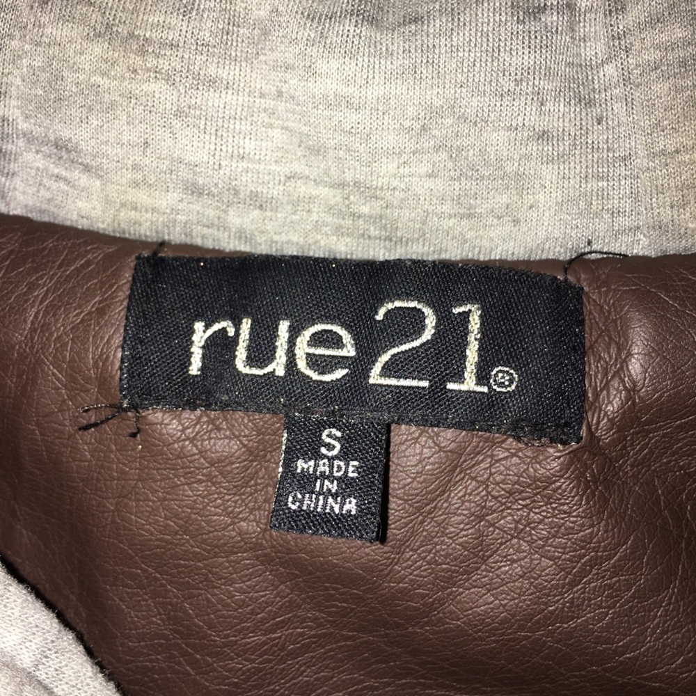 Layered Jacket - Picture 4 of 5